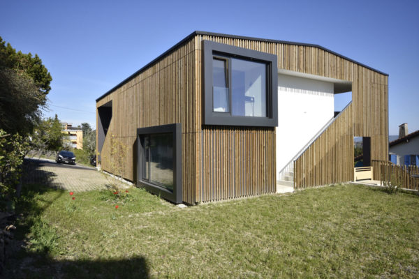 MAR2733b-scaled-2000x1334