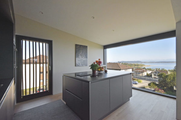 MAR2749b-scaled-2000x1330